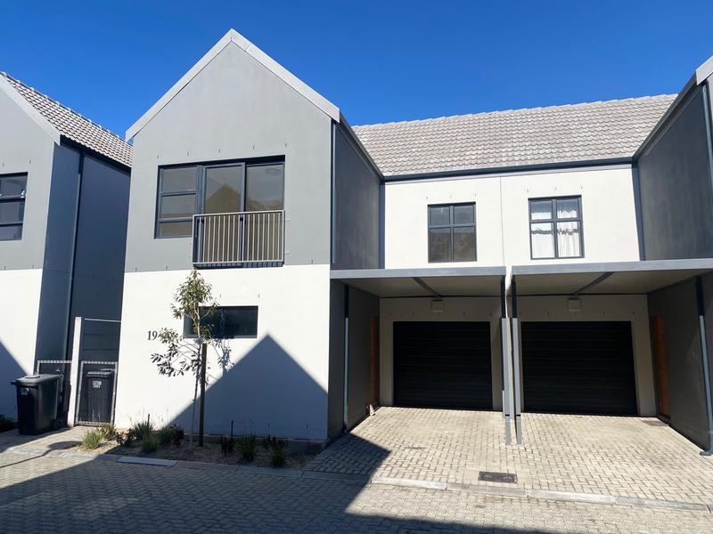 3 Bedroom Property for Sale in Silver Oaks Western Cape